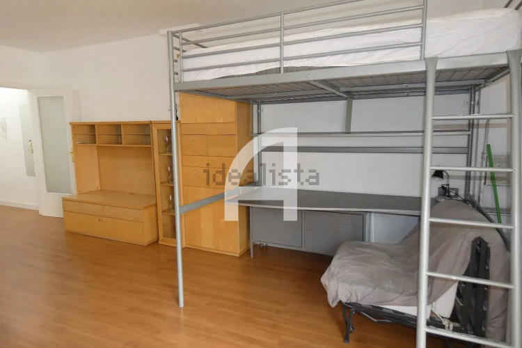 Estudio en calle ďAntoni Torrella