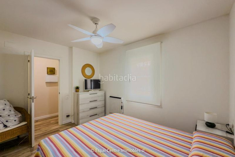 Casa adosada en exclusiva casa adosada reformada con terraza 15 m terraza solarium de 10 m en Can Palet lista para entrar a vivir en Terrassa