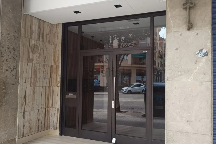 Piso en avenida de Josep Tarradellas