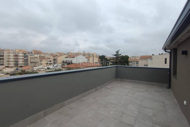 Dúplex  duplex de 3 habitaciones y terraza obra nueva en Terrassa