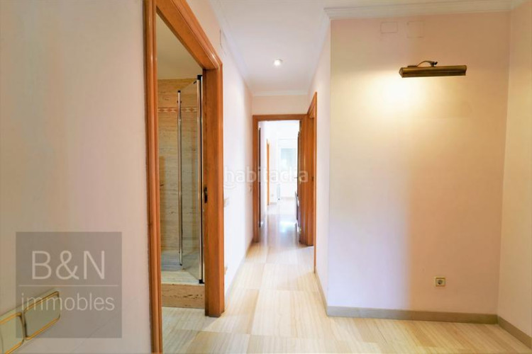Chalet calidez y diseño en una casa señorial en la zona olímpica! en Terrassa
