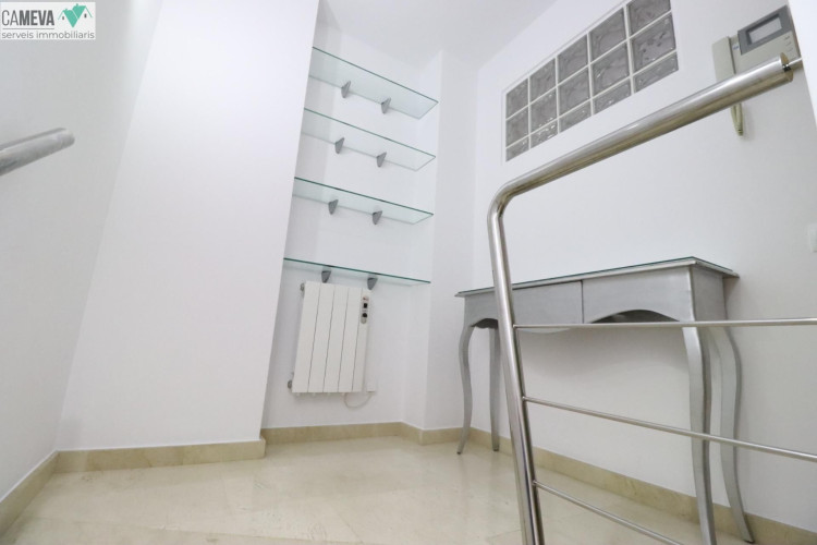 Vallparadu00EDs - Antic Poble de Sant Pere