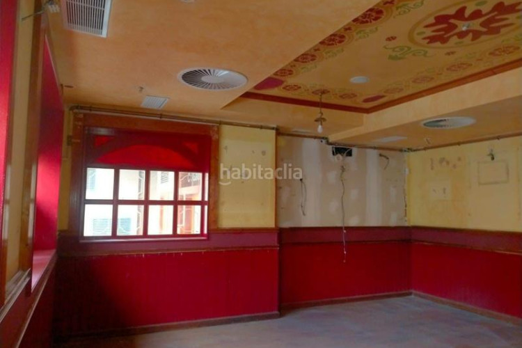 Piso local en Ca n'Aurell Terrassa