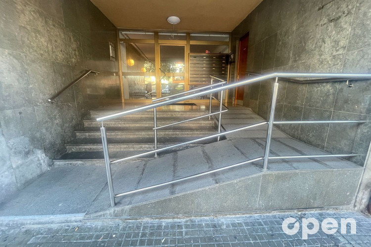 Francesc Maciu00E0, Sant Pere Nord