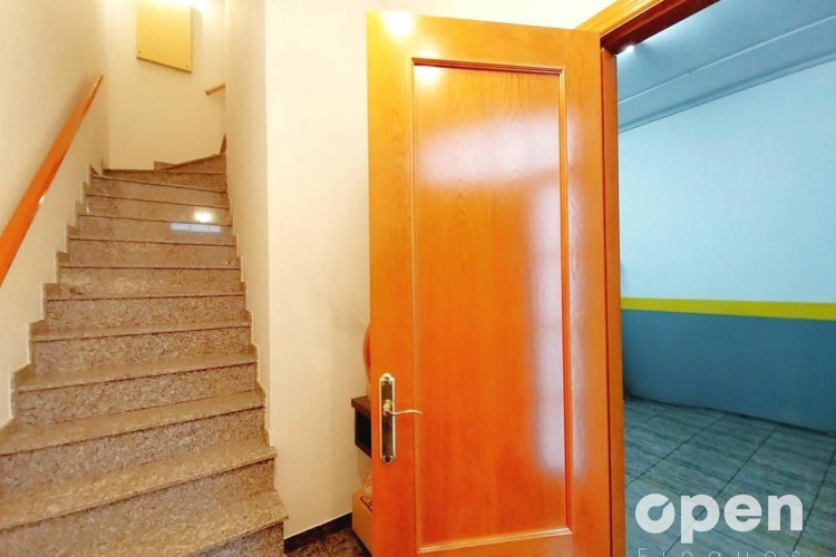 de Rocafort, Les Arenes - La Gru00EDpia  Can Montllor