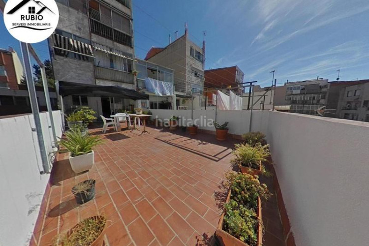 Piso finca local en el corazón de ca naurell, ! en Terrassa