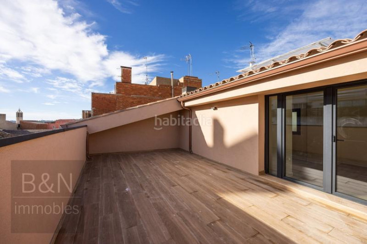 Dúplex experimenta el lujo de vivir en el corazón en una residencia pasiva! disfruta de todas las comodidades que puedas imag en Terrassa
