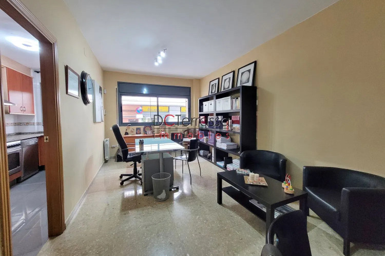 Piso en Barrio Escoles