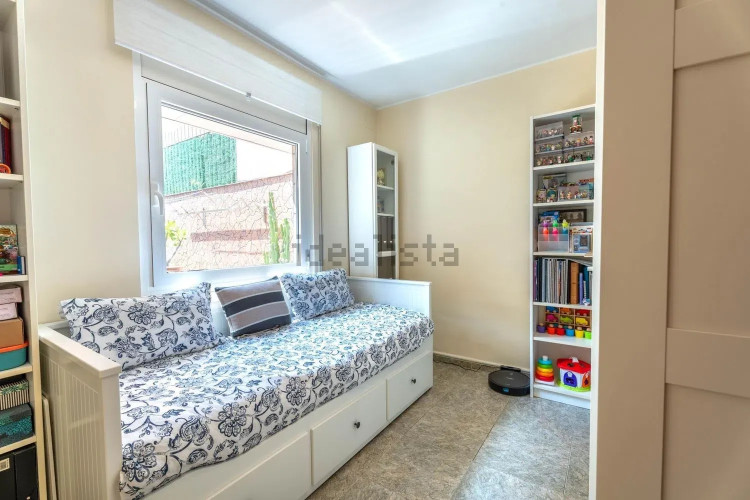 Chalet adosado en calle de Múrcia