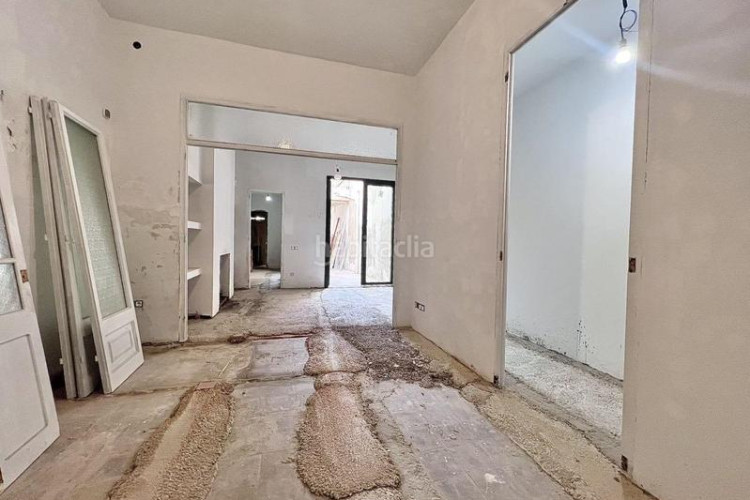 Casa junto a rambla de egara en Segle XX Terrassa