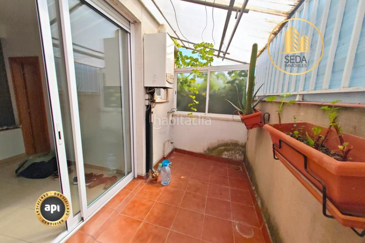 Casa dos viviendas independientes en una sola casa en la gripia – les arenes en Terrassa