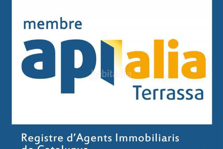 Planta baja  en venta en sant pere, 2 dormitorios. en Terrassa