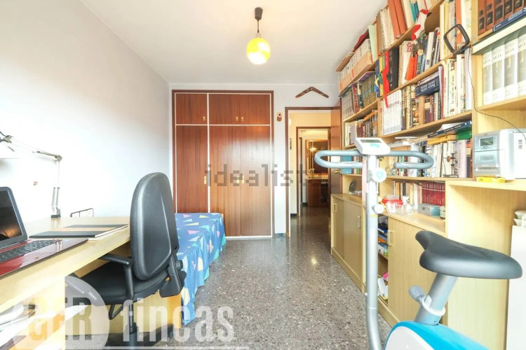 Piso en calle de Watt