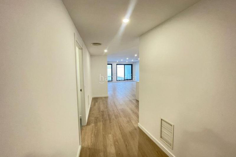 Planta baja  en venta en sant pere, 4 dormitorios. en Terrassa
