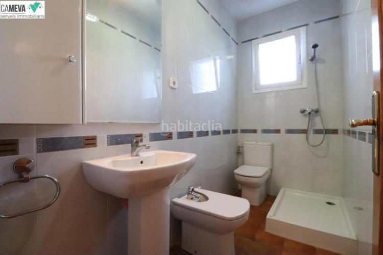Piso 4 habitaciones y balcón en La Maurina Terrassa