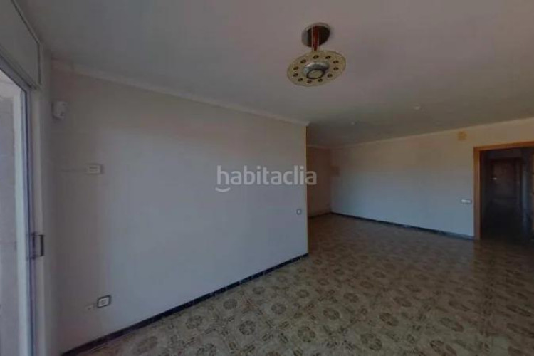 Piso  de 4 habitaciones en Zona Esportiva Terrassa