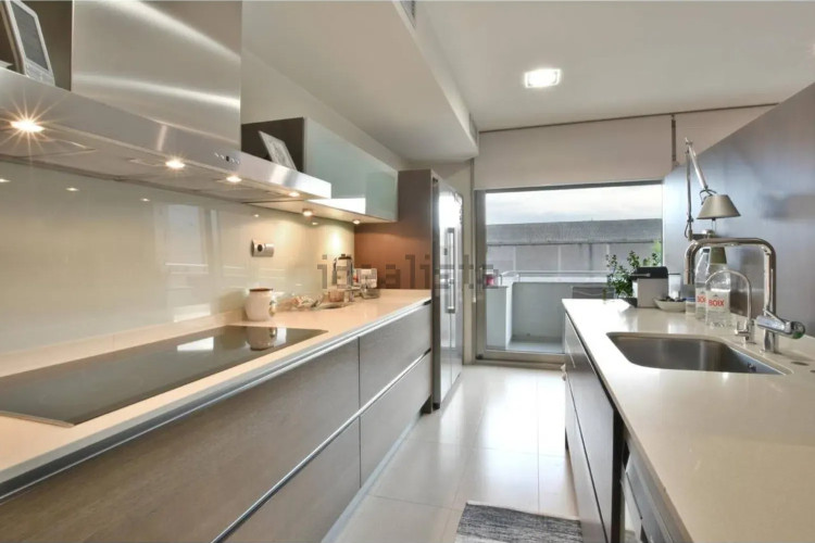 Chalet en calle de la Poetessa Caparà