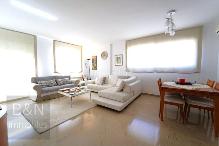 Dúplex espectacular terraza, garaje privado capacidad para 4 coches, vivienda amplia y luminosa! en Terrassa
