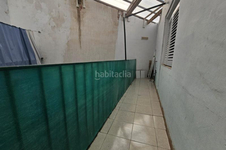 Piso amplio piso muy soleado en La Maurina Terrassa