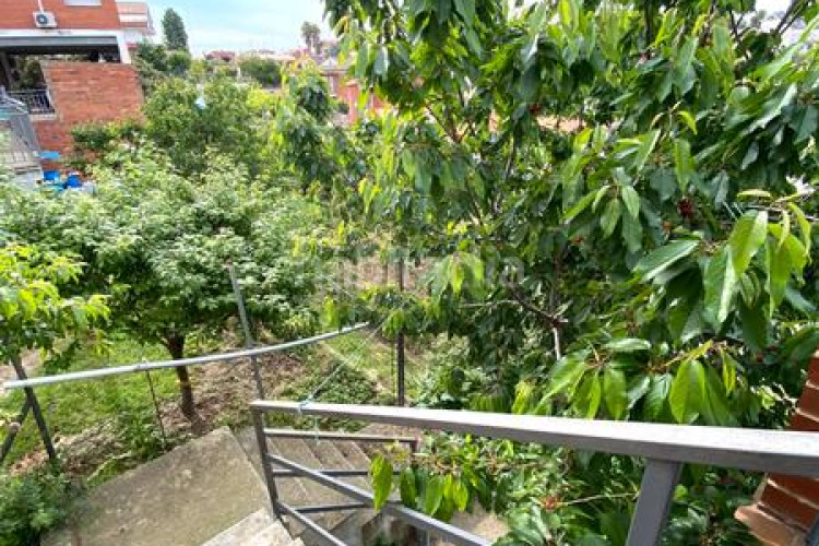 Chalet  bifamiliar ubicado en Can Parellada en Terrassa
