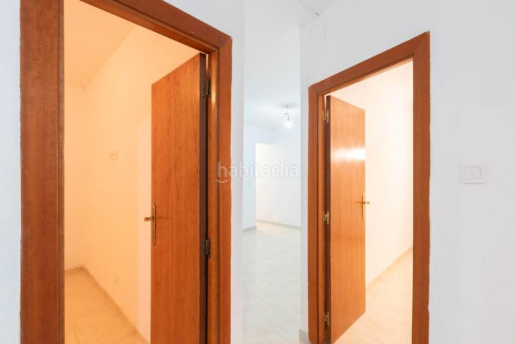 Piso reformado, listo para entrar a vivir, 3 habitaciones en Terrassa