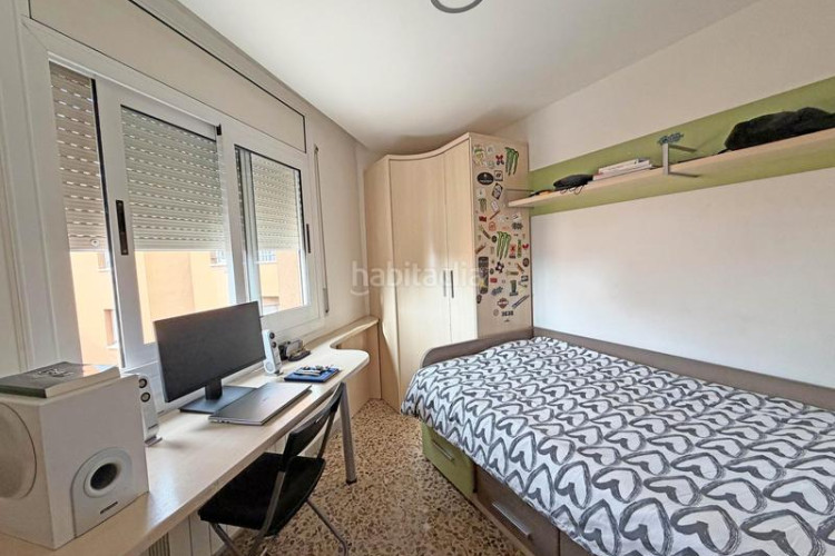 Ático zona de Can Palet. ático de 4 habs. + 2lav. + balcón + trastero en Terrassa