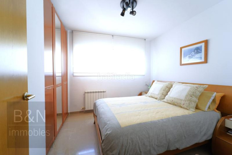 Dúplex espectacular terraza, garaje privado capacidad para 4 coches, vivienda amplia y luminosa! en Terrassa
