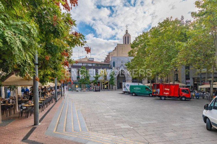 Apartamento gran oportunidad para crear tu hogar en el centro 131m2 en Terrassa