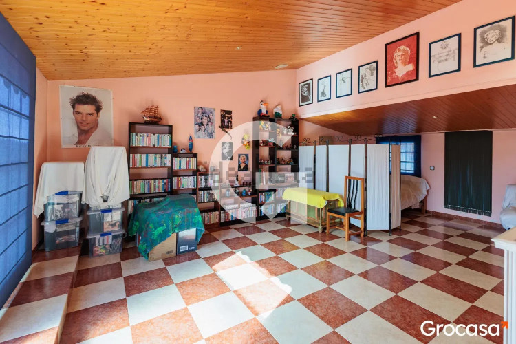 Casa independiente en calle ďOrà