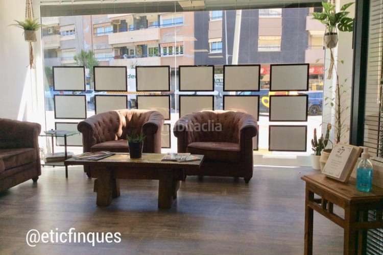 Dúplex  luminoso con 2 terrazas en la gripia en Terrassa