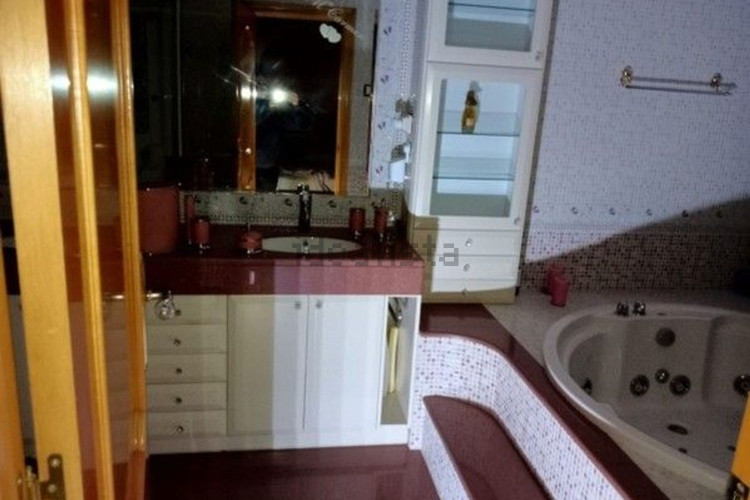 Casa independiente en calle d'Holanda