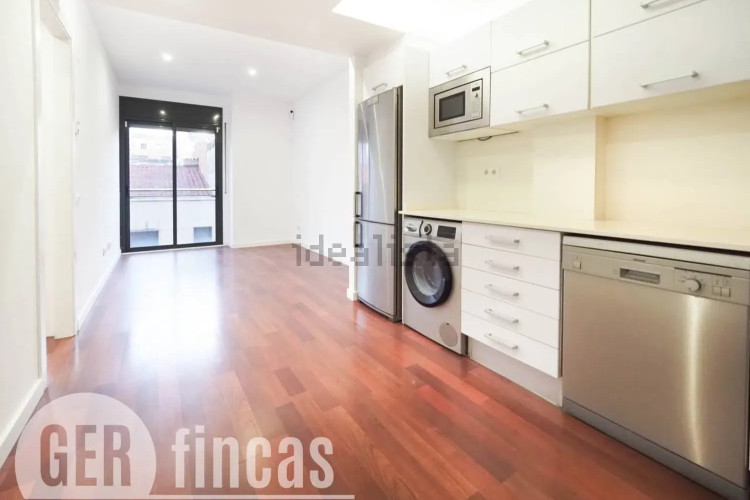 Piso en calle de Menéndez y Pelayo