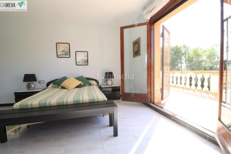 Casa única e impresionante finca a 4 vientos con piscina y jardin en Terrassa