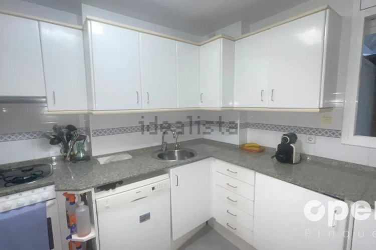 Piso en plaza del Mestre Serrat