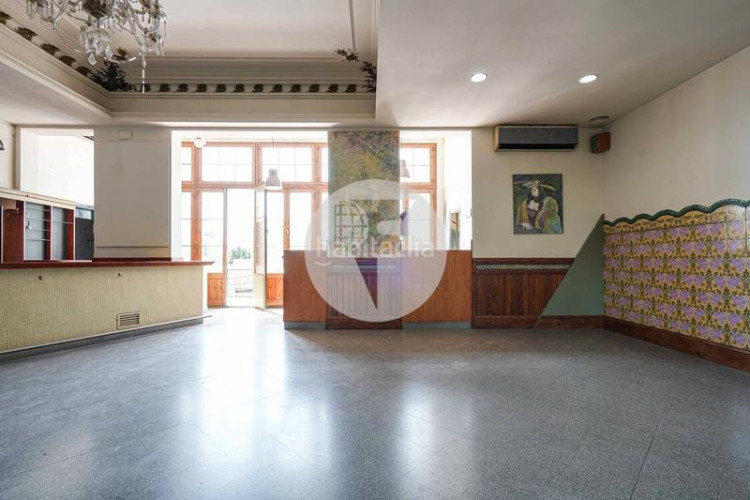 Dúplex joya modernista en el corazón en Barri del Centre Terrassa