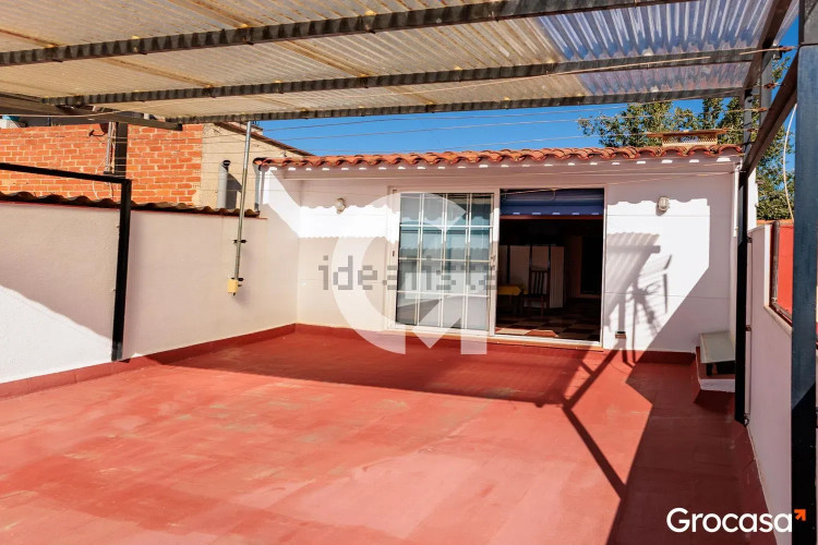 Casa independiente en calle ďOrà