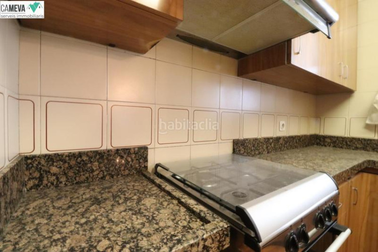 Piso 4 habitaciones y balcón en La Maurina Terrassa