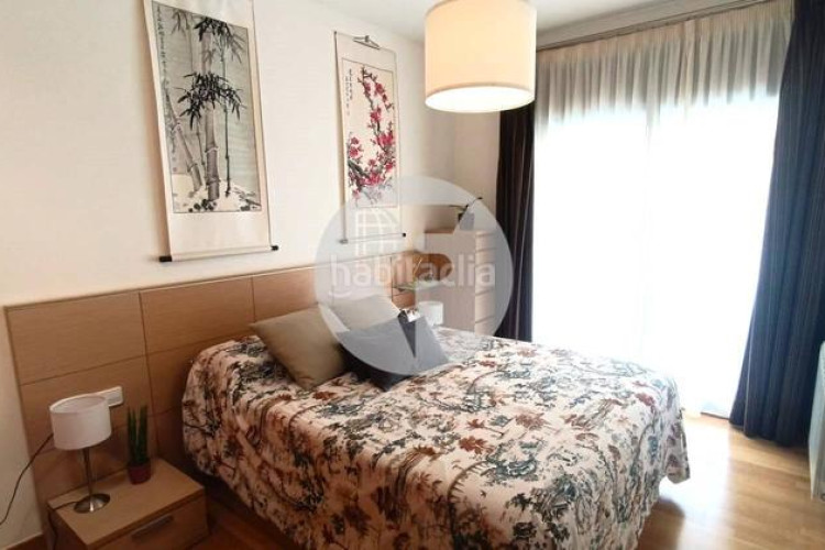 Dúplex  de ensueño en el centro con gran terraza y balcón, 2 plazas de parking y detalles premium en Terrassa
