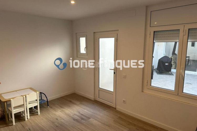 Casa adosada ione finques ofrece en Les Arenes - La Grípia - Can Montllor Terrassa