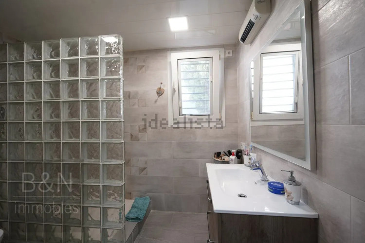 Casa independiente en Barrio Les Martines