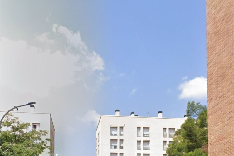 Carrer u010FAtenes, Roc Blanc