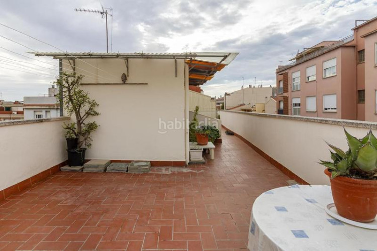 Dúplex todas las habitaciones son exteriores en Cementiri Vell Terrassa