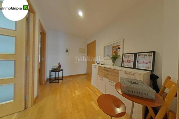 Piso  en venta en les arenescan montllorla grípia08227 en Terrassa