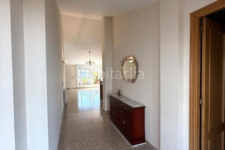 Dúplex atico-duplex de 4 habitaciones + estudio, 2 terrazas y parking en Terrassa