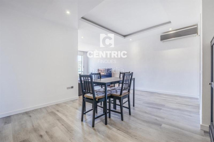 Piso ático reformado en La Cogullada Terrassa
