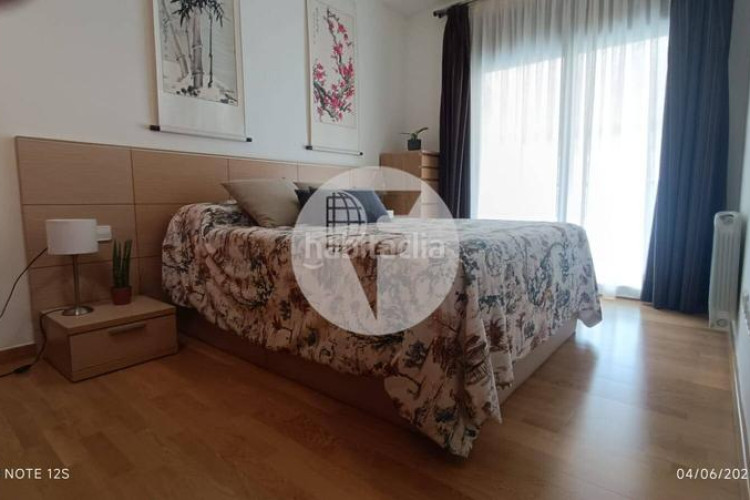 Dúplex  de ensueño en el centro con gran terraza y balcón, 2 plazas de parking y detalles premium en Terrassa