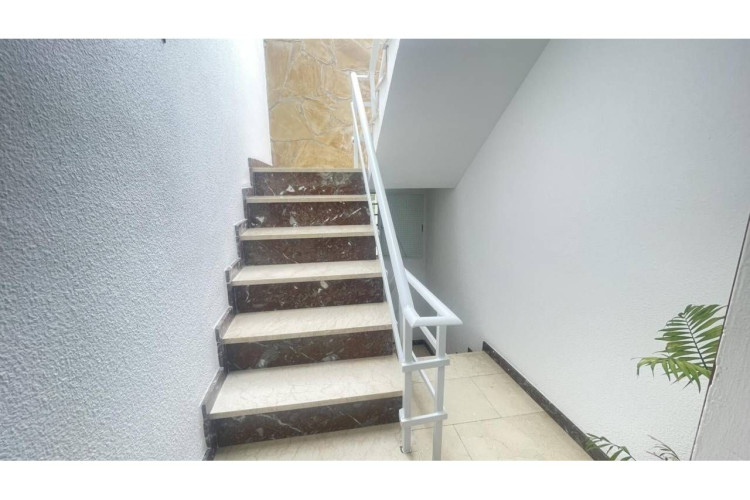 Carretera de Rellinars, Poble Nou