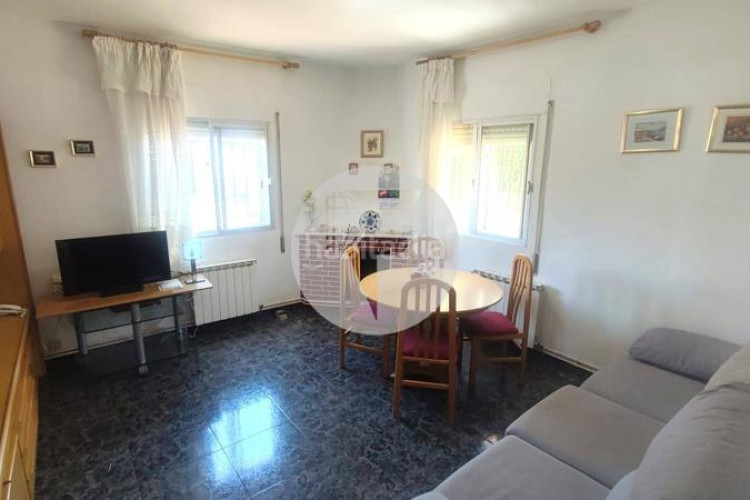Casa encantadora casa independiente en Can Parellada, perfecta para dos familias en Terrassa