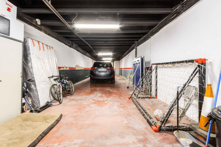 Terrassa - Carrer watt, Ca n'Aurell