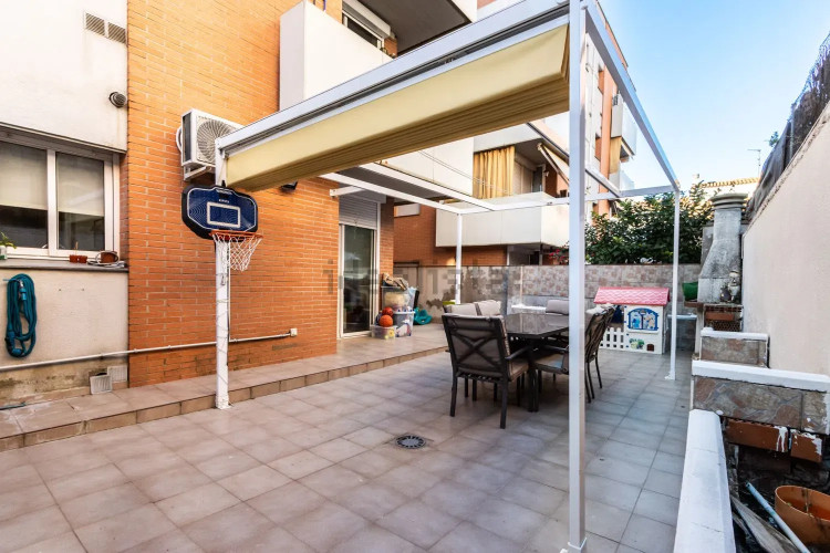 Piso en Barrio Les Arenes